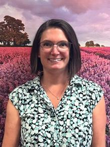 Unsere Sekretärin Frau Pia Perrot